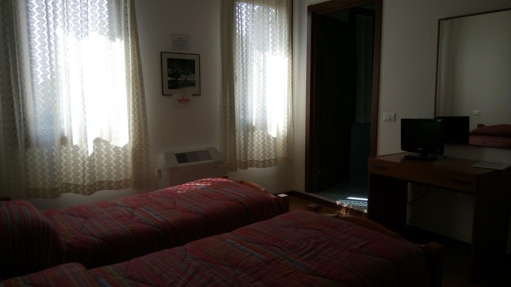 La Pioppa Agriturismo Sacile Luaran gambar